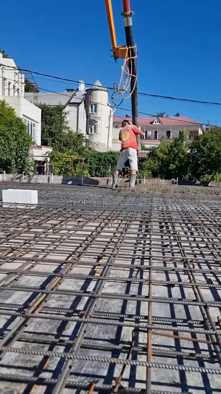 Заливка плиты — 25 августа